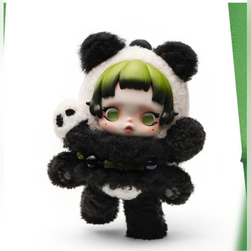 SkullPanda Keychain - Picture 4 of 5